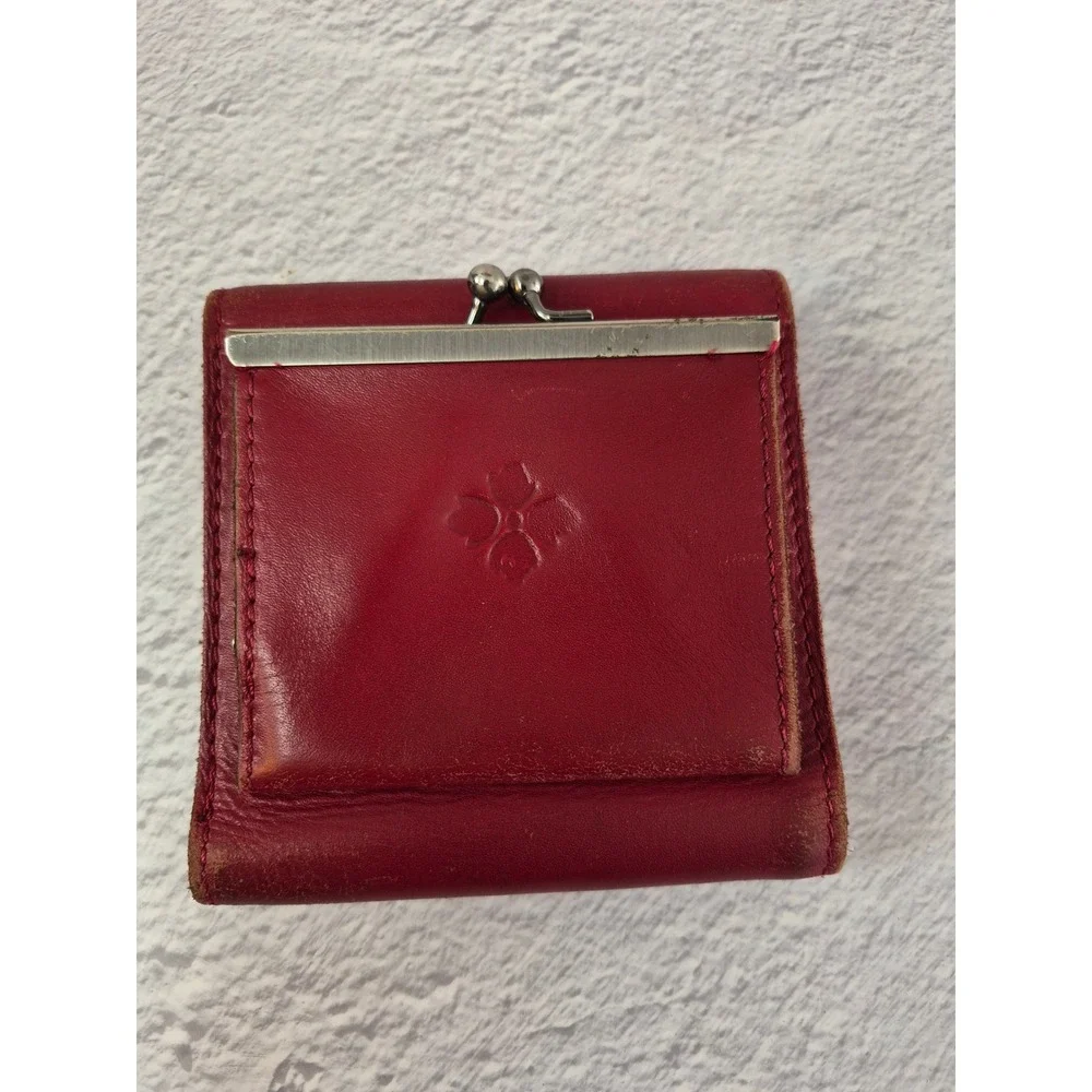 Patricia Nash Red Leather Trifold Wallet Kiss Lock Coin Pocket Compact Womens